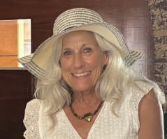 Ms Kim Marshall
